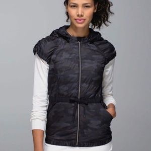 Lululemon Spring Fling Puffy Vest Size 6